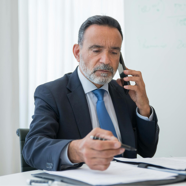 mediation services for European business contracts legal disputes. LICENSED IMAGE THANK YOU TO Pexels Kampus 8428088